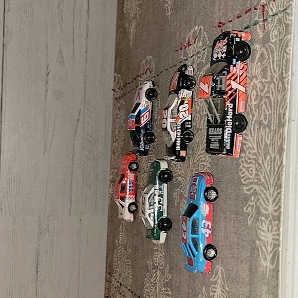 Vintage | Lot of 45 1:64 Scale Nascar Cars & Trucks - Picture 6 of 10
